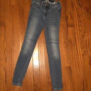 hollister jeans